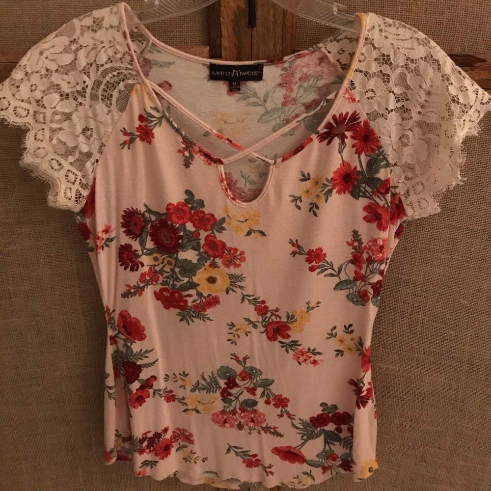 Floral stretchy top